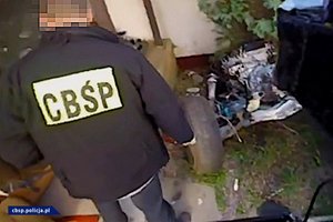 Policjanci CBŚP w trakcie realizacji