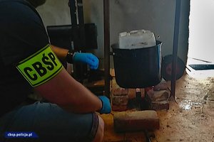 Policjanci CBŚP w trakcie realizacji