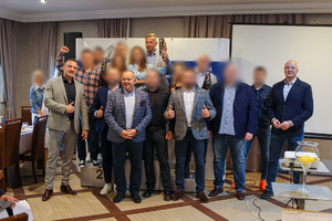 zwycięzcy na podium