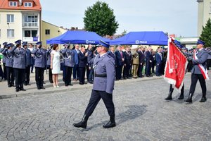 Uroczystość wręczenia sztandaru na Placu Farnym w Rzeszowie