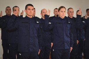 Ślubowanie nowych policjantów w auli Komendy Wojewódzkiej Policji