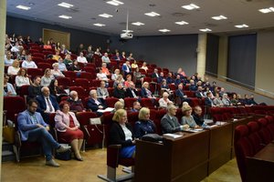 uczestnicy konferencji dot. bezpieczeństwa seniorów