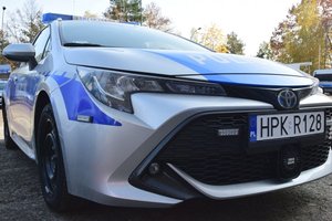 Nowy oznakowany radiowóz Toyota Corolla