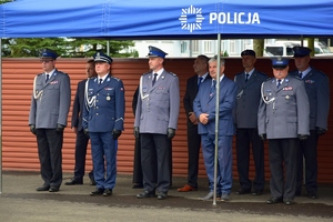 Zaproszeni goście (Komendant Wojewódzki Policji w Rzeszowie drugi z lewej).