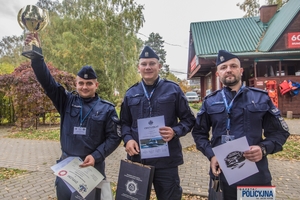 Stermotorzyści rywalizowali w zawodach - na zdjęciu uczestnicy biorący udział w zawodach podczas wykonywanych konkurencji i wręczania nagród