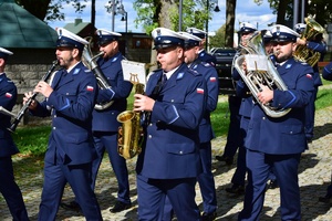 Odsłonięcie tablicy upamiętniającej funkcjonariuszy Policji Państwowej w Kalwarii Pacławskiej