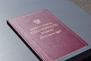 78 nowo przyjętych policjantów ślubowało w siedzibie OPP na Zaczerniu