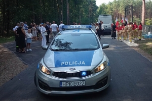 Policjanci podczas zabezpieczenia uroczystości beatyfikacyjnych w Markowej.