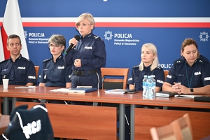 Policjanci podczas szkolenia w auli KWP w Rzeszowie