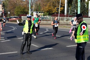 Policjanci z Wielkopolski zabezpieczają 20. PKO Poznań Maraton