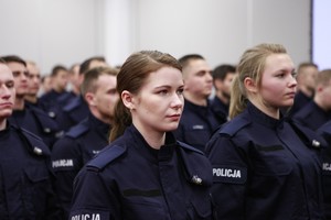 ślubujący policjanci