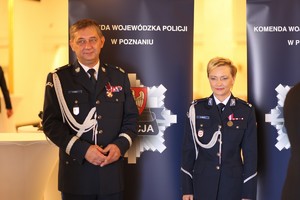 obchody święta Policji - aula uniwersytecka, wręczanie medali i odznaczeń