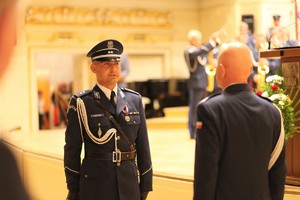 obchody święta Policji - aula uniwersytecka, wręczanie medali i odznaczeń