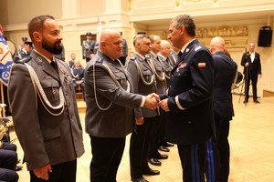 obchody święta Policji - aula uniwersytecka, wręczanie medali i odznaczeń