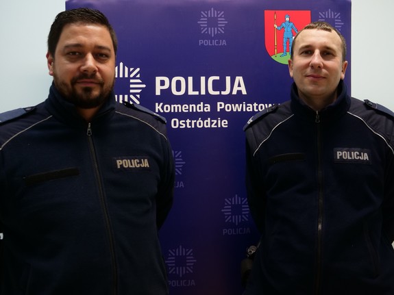 Policjanci z Ostródy: st. sierż. Paweł Wojtania i st. sierż. Leszek Zakrzewski