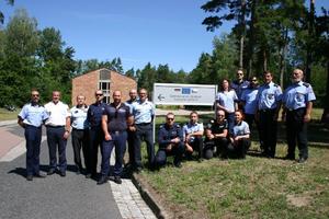 zdjęcie grupowe policjantów