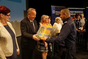 Uczestnicy uroczystej gali w Braniewskim Centrum Kultury