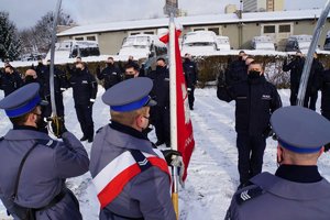 Uczestnicy uroczystego ślubowania nowo przyjętych policjantów