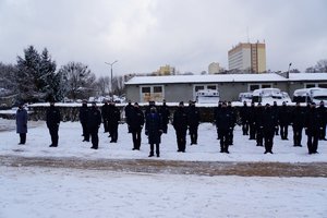 Uczestnicy uroczystego ślubowania nowo przyjętych policjantów