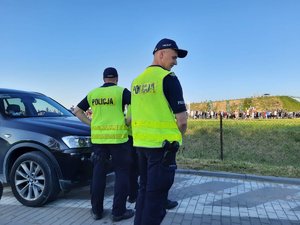 Policjanci zabezpieczają 77 Rajd Polski