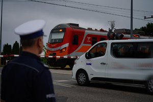 policjanci i pracownicy PKP podczas wspólnych działań