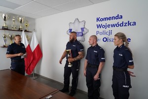 Policjanci podczas spotkania z Komendantem Wojewódzkim Policji w Olsztynie