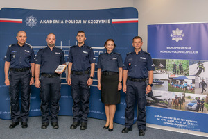 Uczestnicy zawodów - zdjęcia grupowe
