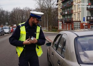 Terminale do płacenia mandatów kartą.