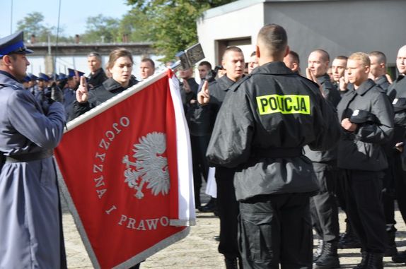 160 nowych policjantów zasiliło szeregi Śląskiej Policji