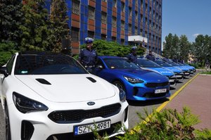 Nowe radiowozy, które zasilą flotę śląskiej policji.