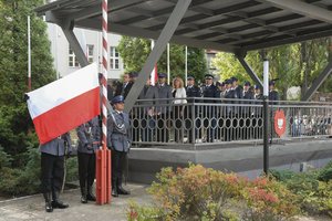 Zdjęcie kolorowe, przedstawiające flagę.