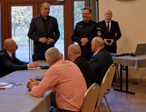Uczestnicy narady służbowej