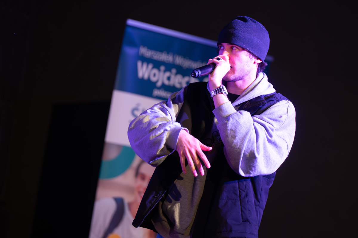 W rytmie bezpieczeństwa – wyjątkowa inauguracja kampanii profilaktycznej śląskiej drogówki w Dąbrowie Górniczej