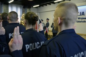 ŚLUBOWANIE NOWO PRZYJĘTYCH POLICJANTÓW