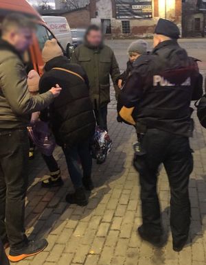 policjanci zaopiekowali się ukraińską rodziną