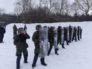 żołnierze żandarmerii wojskowej szkoleni przez policjantów OPP w Krakowie