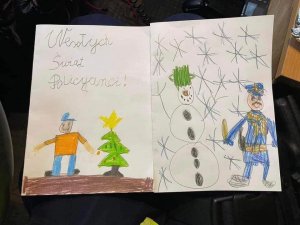 podziękowania i życzeniami dla policjantów
