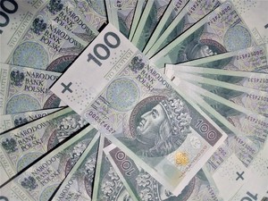 banknoty o nominale 100 złotych