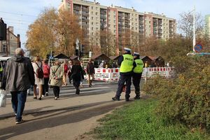 Policjanci podczas akcji &quot;Wszystkich Świętych 2022&quot;