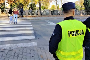 Policjanci podczas akcji &quot;Wszystkich Świętych 2022&quot;