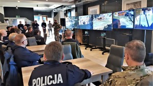 Policjanci podczas ćwiczeń Karpacz22