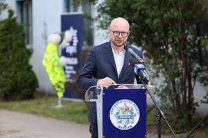 Na mównicy przemawia Wiceprezydent Wrocławia Pan Jakub Mazur.
