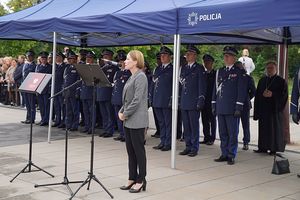 Przemawia Dyrektor Generalny Dolnośląskiego Urzędu Wojewódzkiego Pani Małgorzata Hasiewicz