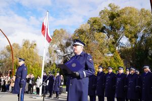 ślubowanie nowoprzyjętych policjantów