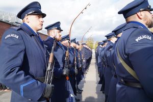 ślubowanie nowoprzyjętych policjantów