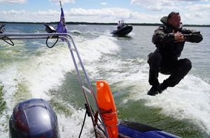 Ćwiczenia i festyn z udziałem policji, wojska i służb ratunkowych