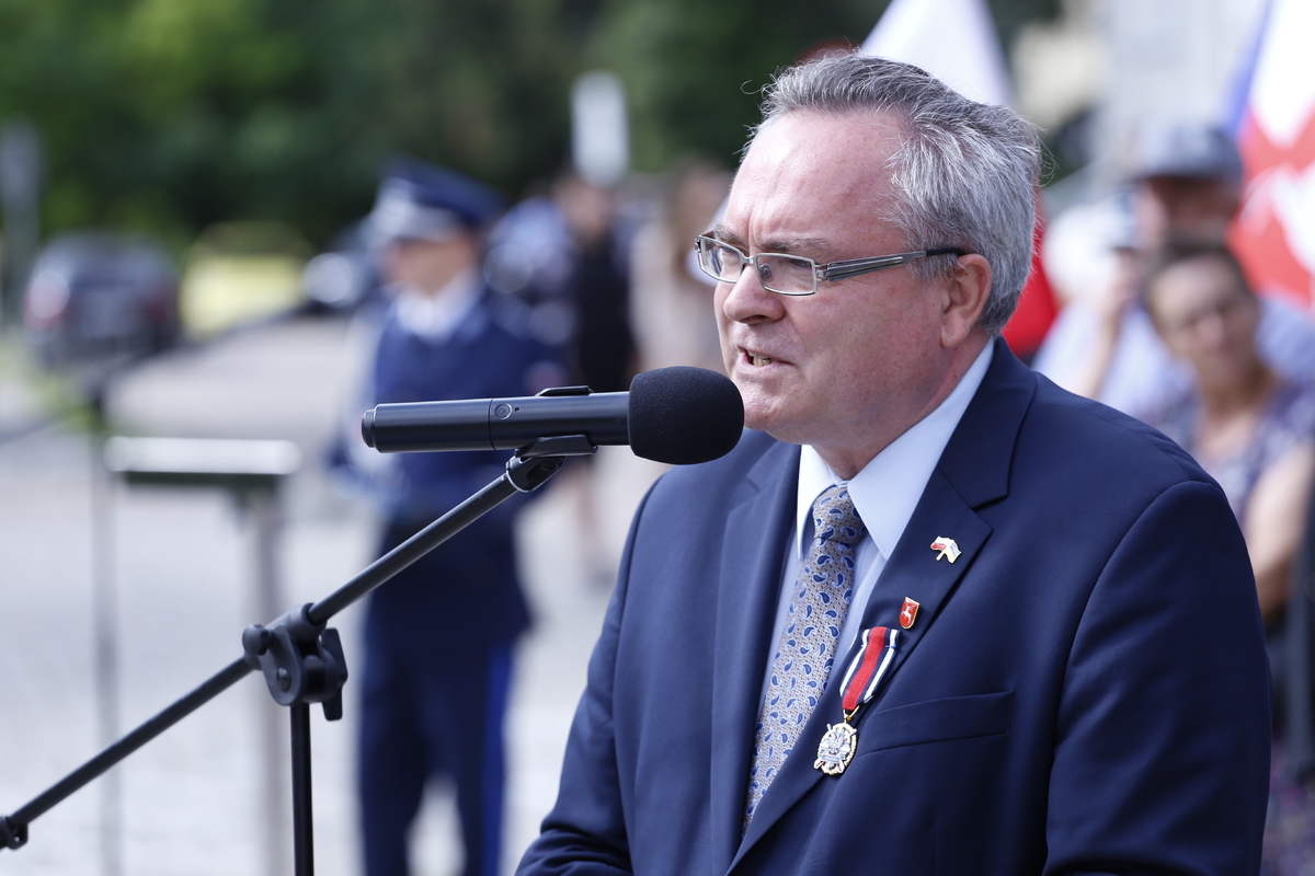 Wicemarszałek Województwa Lubelskiego Pan Zbigniew Wojciechowski przemawia do funkcjonariuszy.