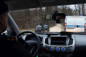 ćwiczenia zorganizowane przez policjantów Oddziału Prewencji Policji w Łodzi będące swoistą kontynuacją zakończonego już projektu współfinansowanego z Funduszu Bezpieczeństwa Wewnętrznego Unii Europejskiej pod nazwą „Szkolenie funkcjonariuszy Policji w zakresie prowadzenia działań pościgowych”.