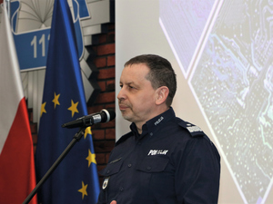 W ramach finansowanego z funduszy norweskich programu „Sprawy Wewnętrzne” powstał projekt „Doskonalenie procesu gromadzenia, analizy i oceny dowodów w zakresie zwalczania transgranicznej przestępczości komputerowej przy wykorzystaniu sieci pracowni informatyki śledczej laboratoriów kryminalistycznych polskiej Policji”.