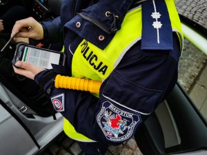 policjanci ruchu drogowego podczas działań &quot;kaskadowy pomiar prędkości&quot;